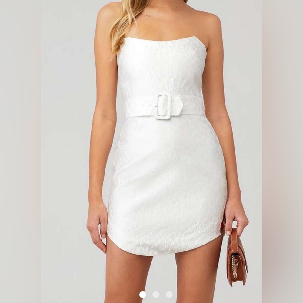 Amanda Uprichard Joss Dress never worn. Tags still on dress. Perfect condition.